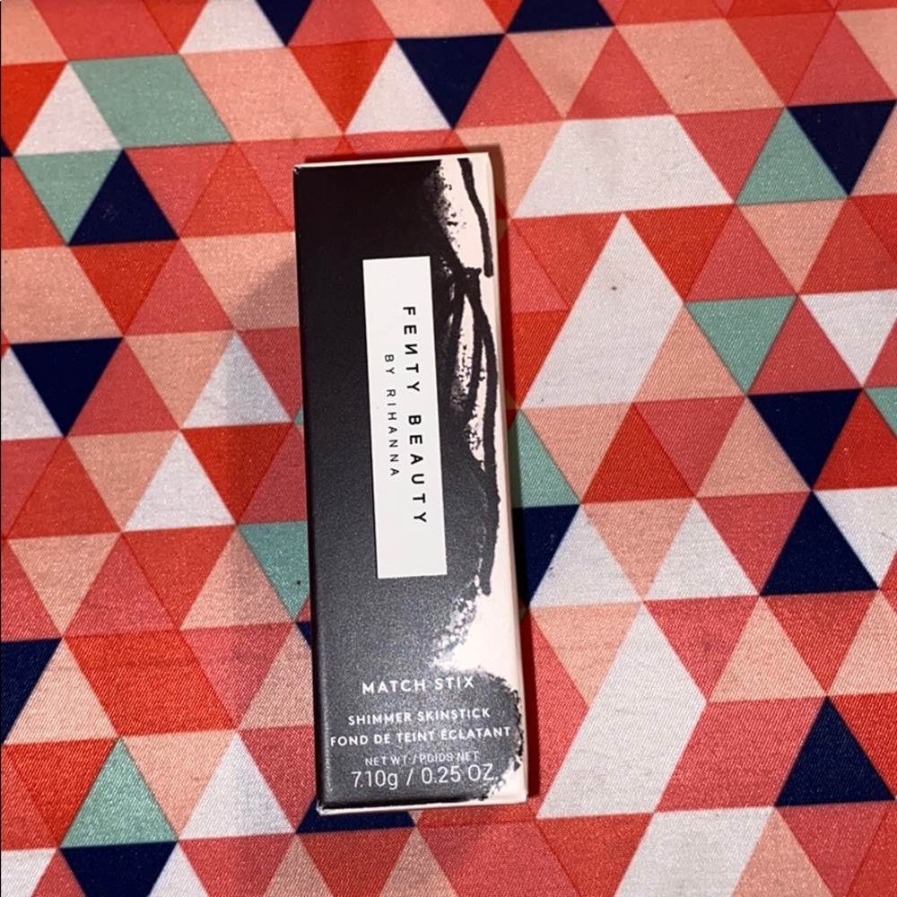 Fenty match stix shimmer skinstick in “unicorn”